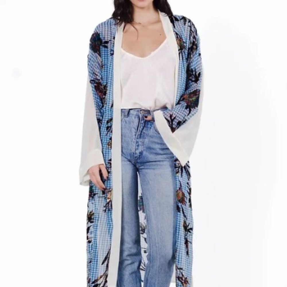 Wanderlux Women's Houndstooth Agro Kimono - M